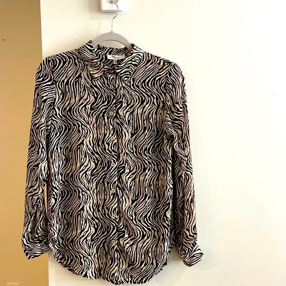 Leopard blouse by Edit by Nine. - Picture 1 of 2